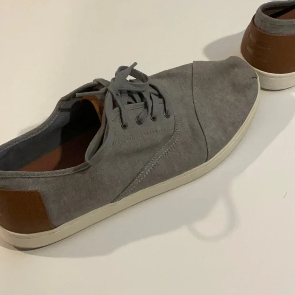 Toms Casual shoe size 9 - Picture 2 of 7